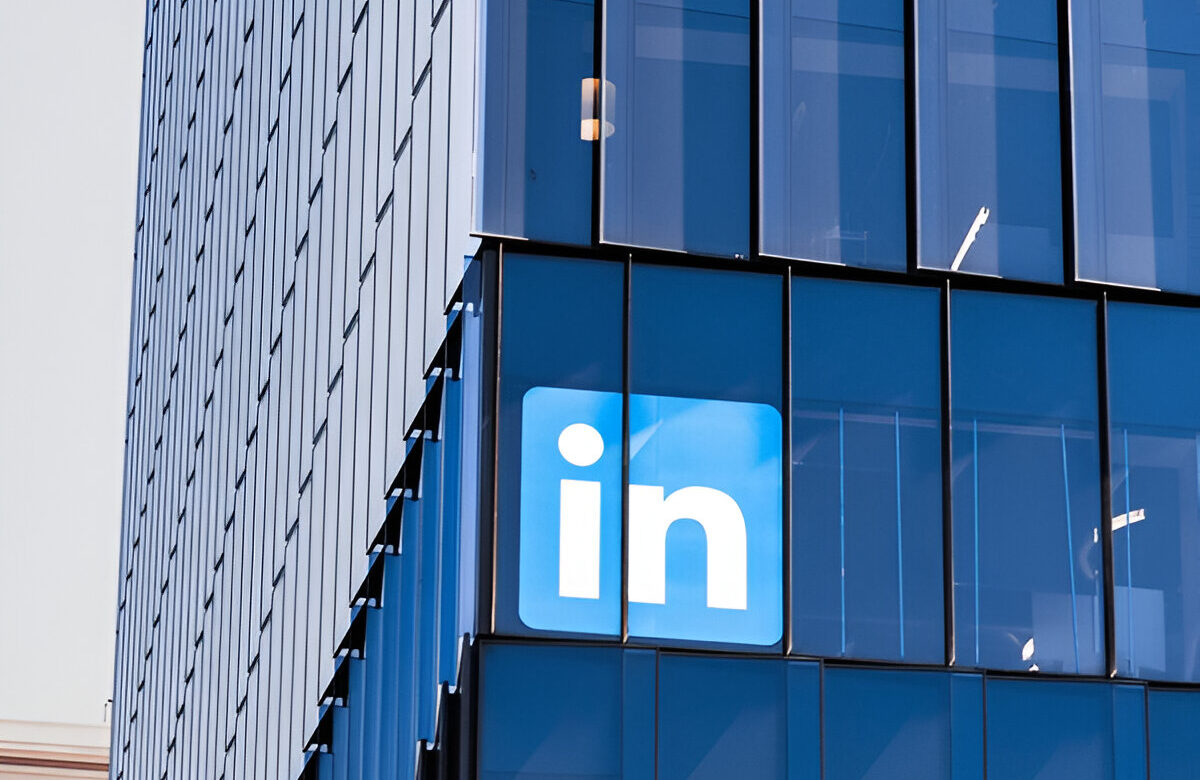 Exposed: The LinkedIn Growth Secrets That Top Influencers Use
